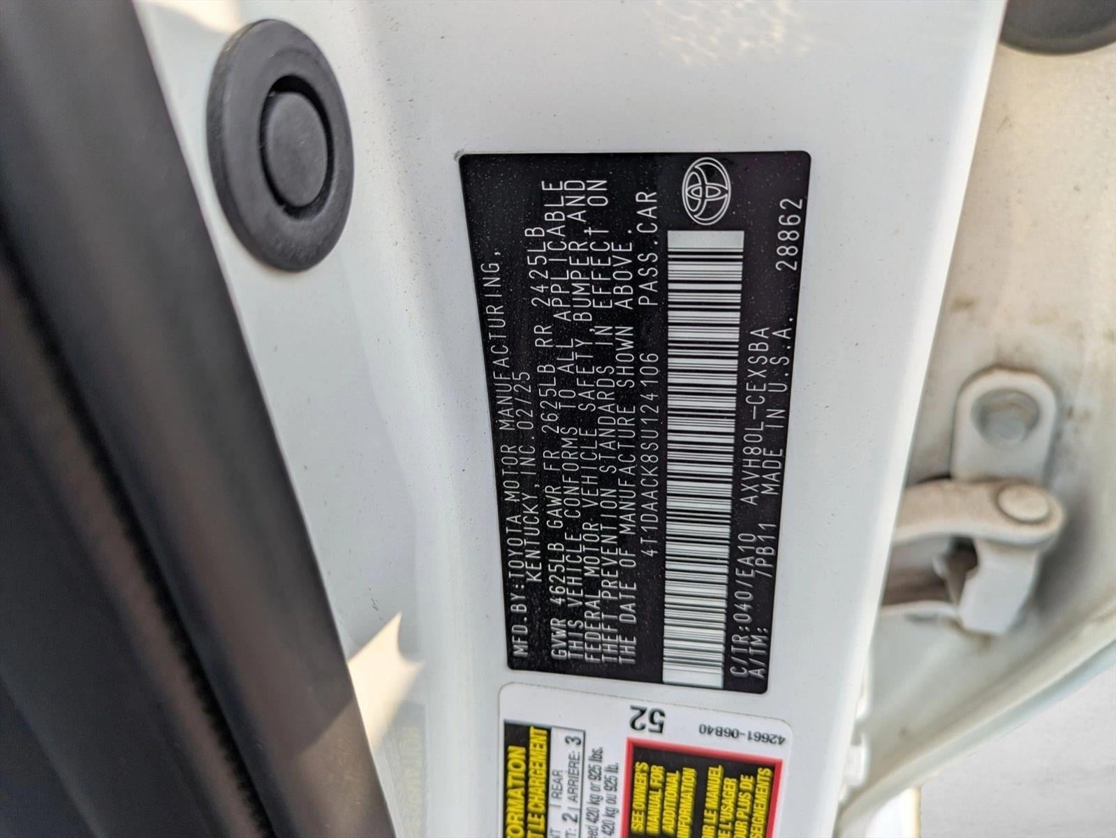 2025 Toyota Camry SE (SE)