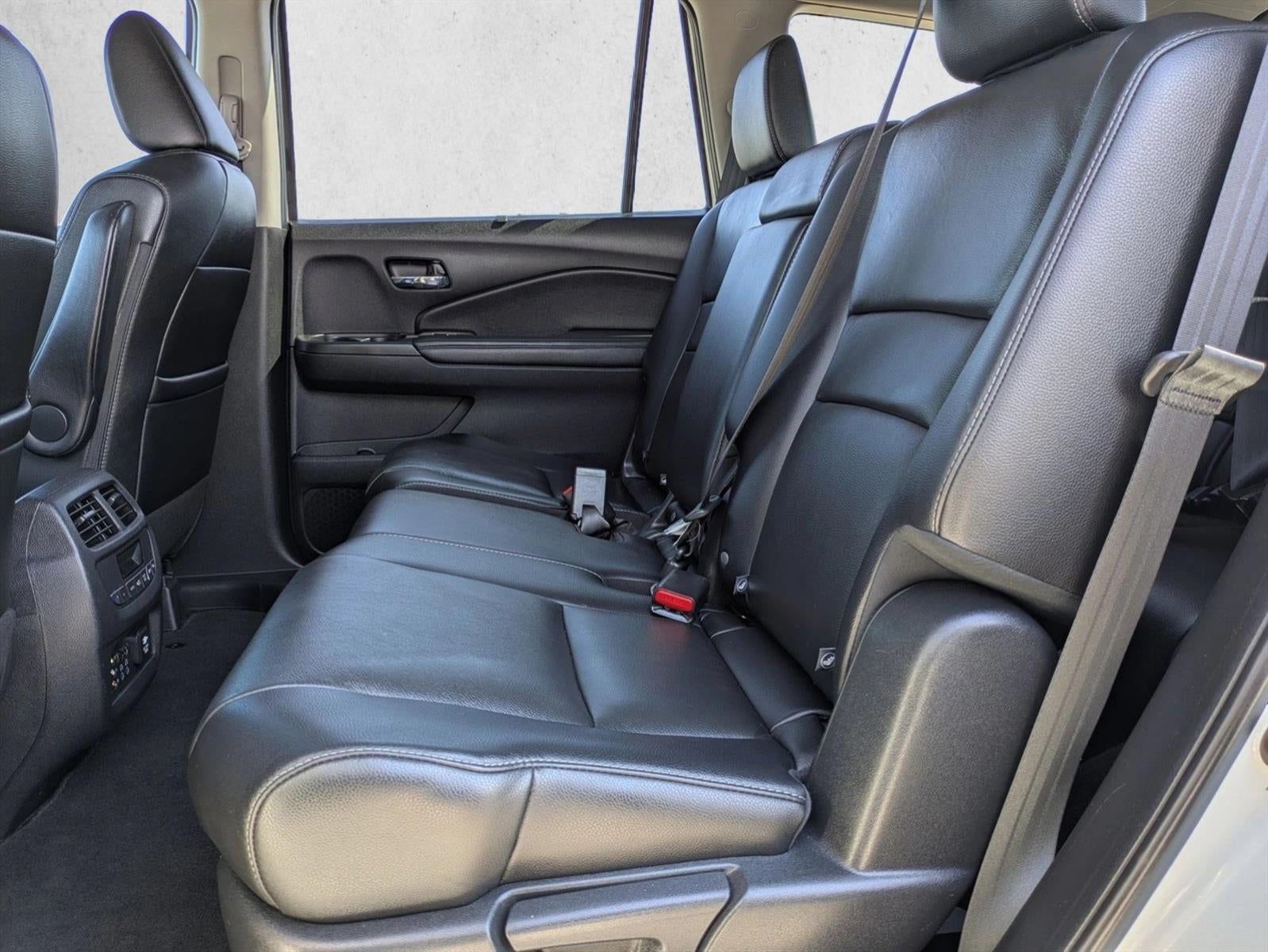 2018 Honda Pilot EX-L w/RES 2WD