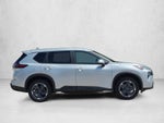 2024 Nissan Rogue FWD SV