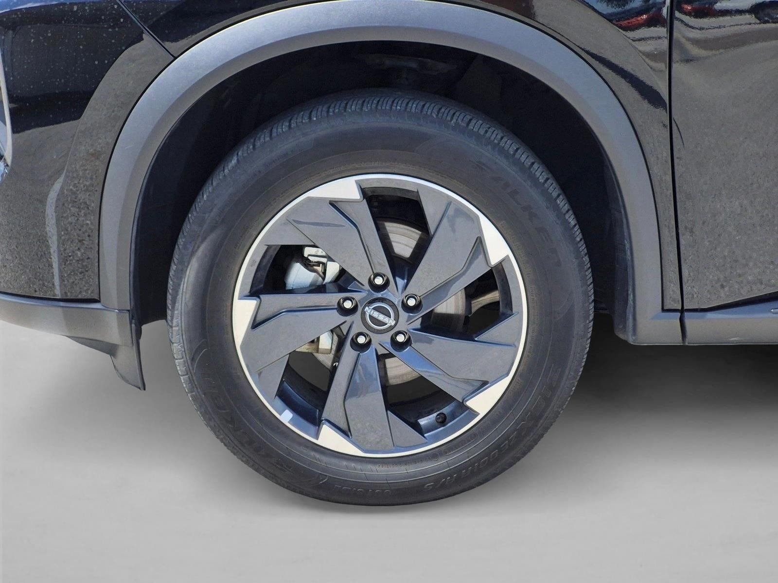 2025 Nissan Rogue FWD SV