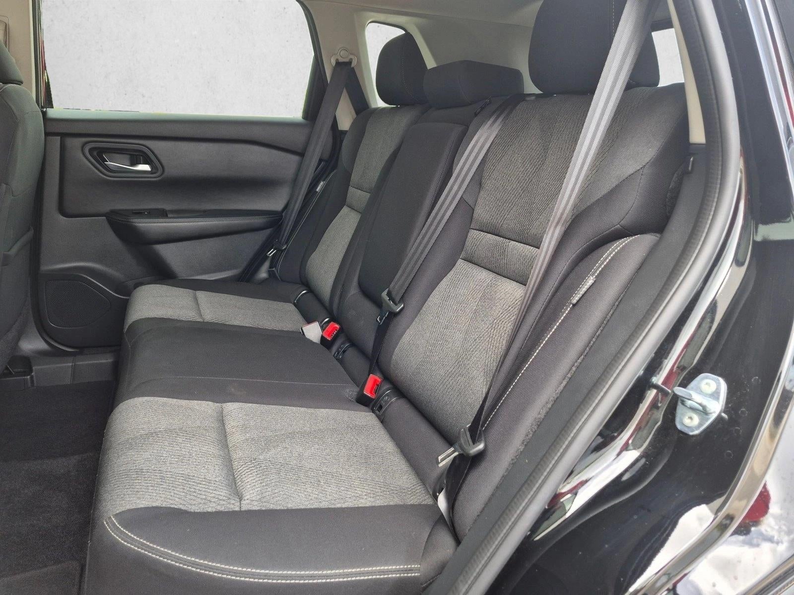2025 Nissan Rogue FWD SV