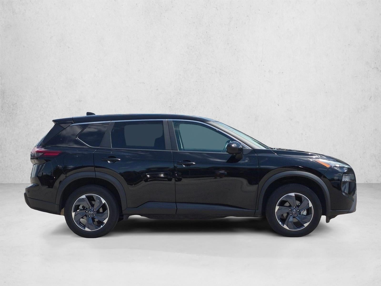 2025 Nissan Rogue FWD SV