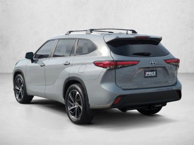 2023 Toyota Highlander Hybrid Bronze Edition FWD (Natl)