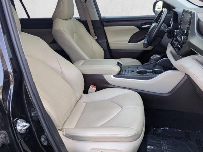 2020 Toyota Highlander XLE FWD (Natl)