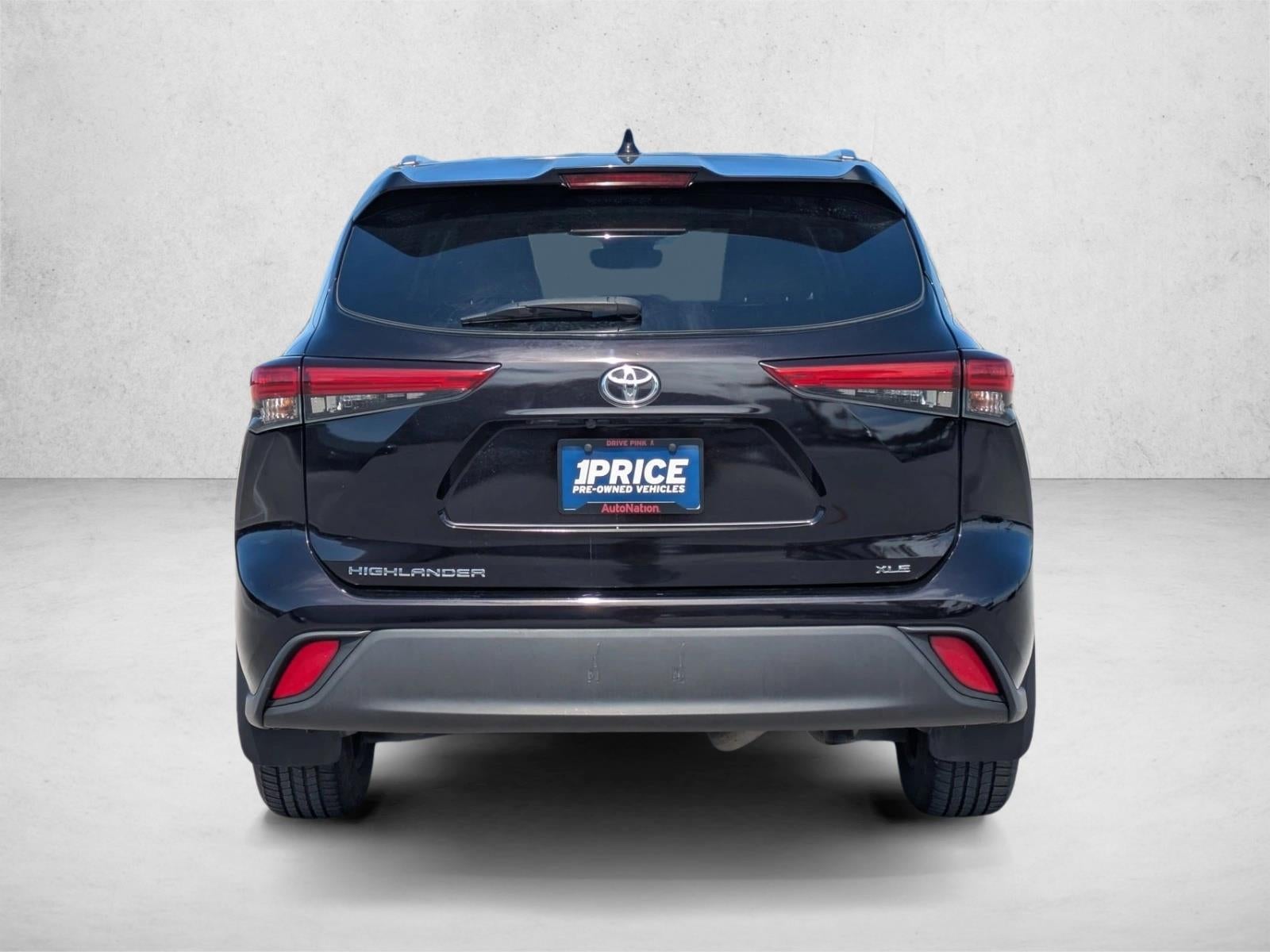 2020 Toyota Highlander XLE FWD (Natl)