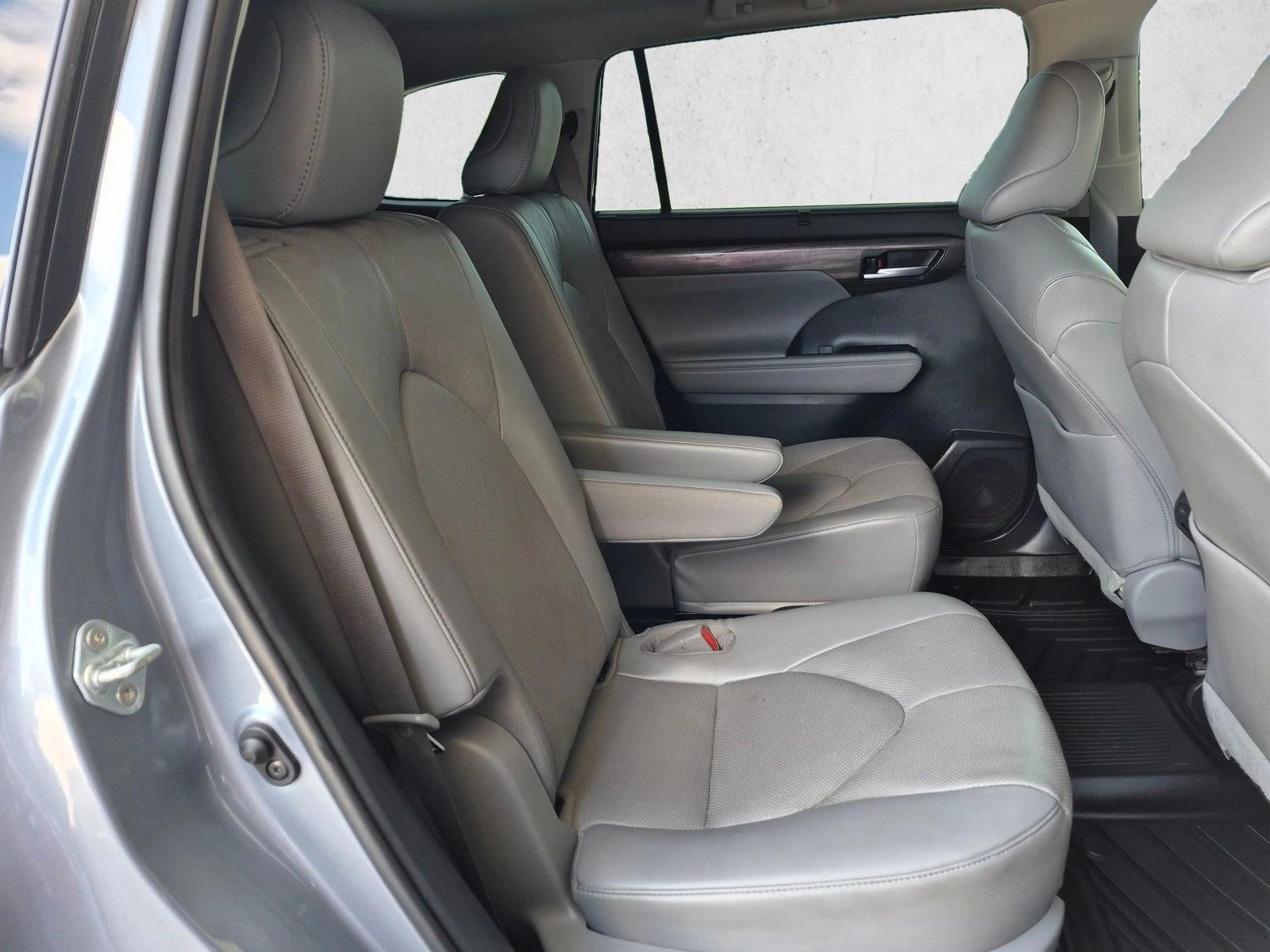 2023 Toyota Highlander Platinum FWD (Natl)