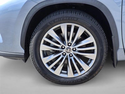 2023 Toyota Highlander Platinum FWD (Natl)