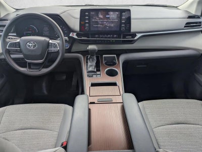 2021 Toyota Sienna LE FWD 8-Passenger (Natl)