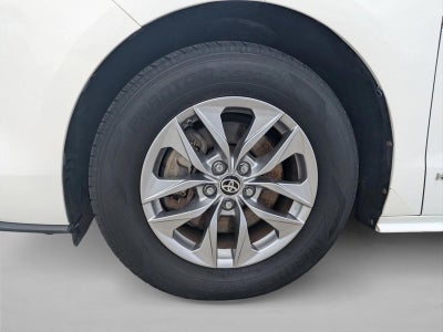 2021 Toyota Sienna LE FWD 8-Passenger (Natl)