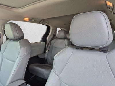 2021 Toyota Sienna XLE FWD 8-Passenger (Natl)