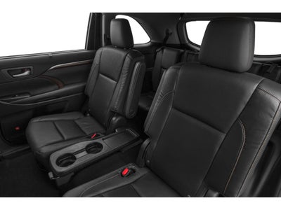 2015 Toyota Highlander FWD 4dr I4 LE (Natl)