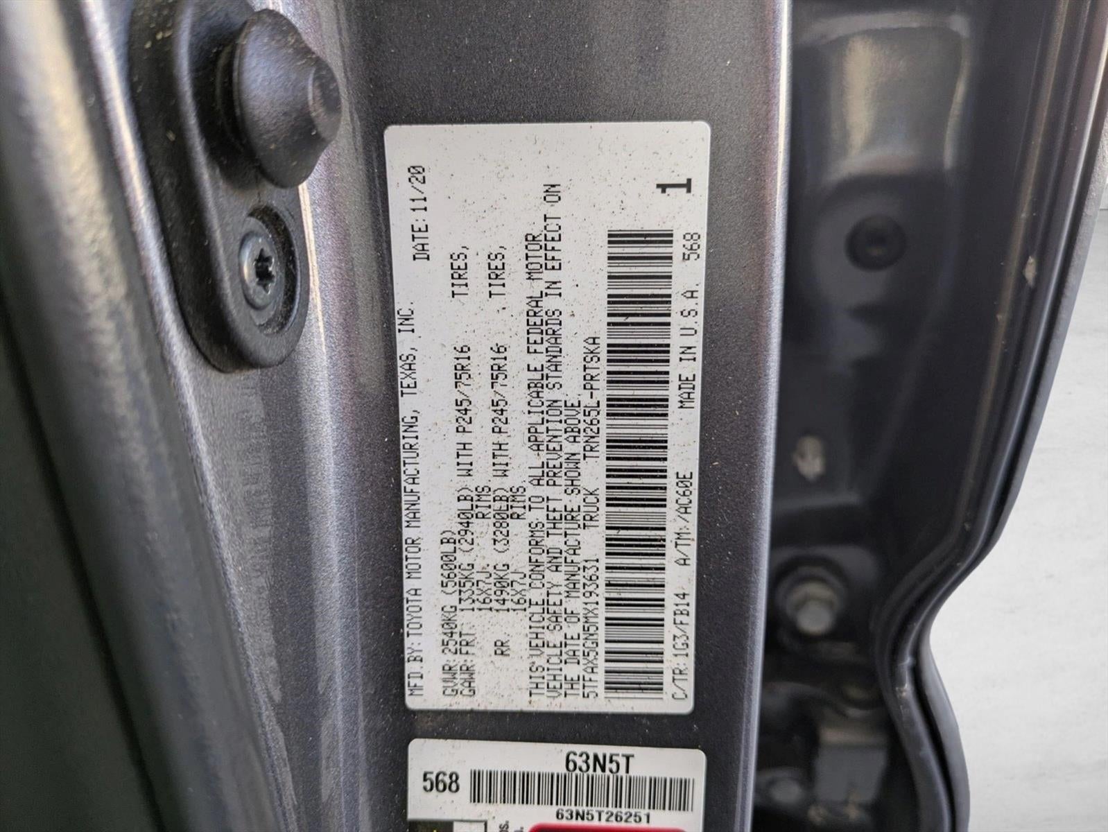 2021 Toyota Tacoma 2WD 2WD SR Double Cab 5' Bed I4 AT (GS)