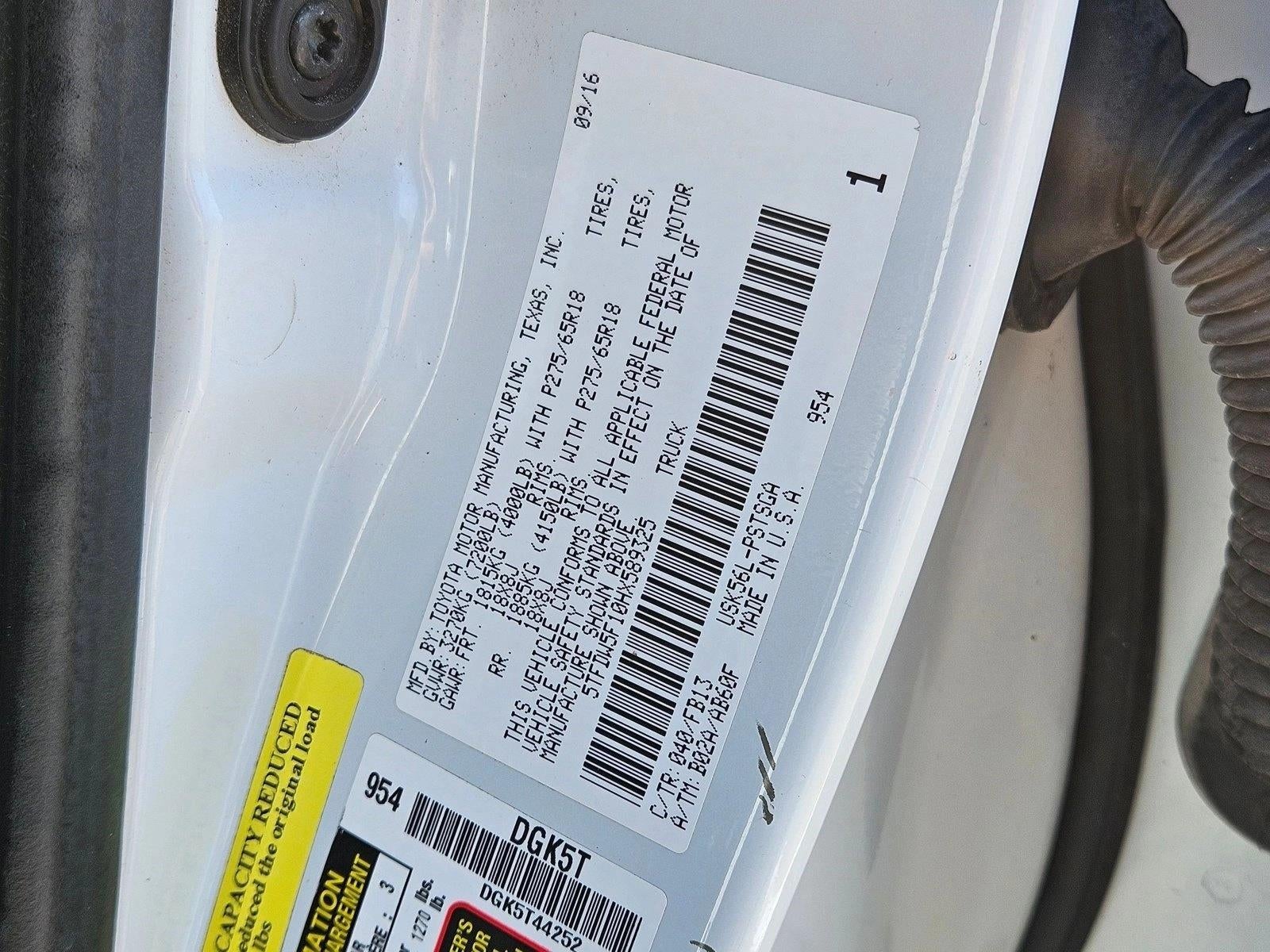 2017 Toyota Tundra 4WD 4WD SR5 CrewMax 5.5' Bed 5.7L FFV (SE)