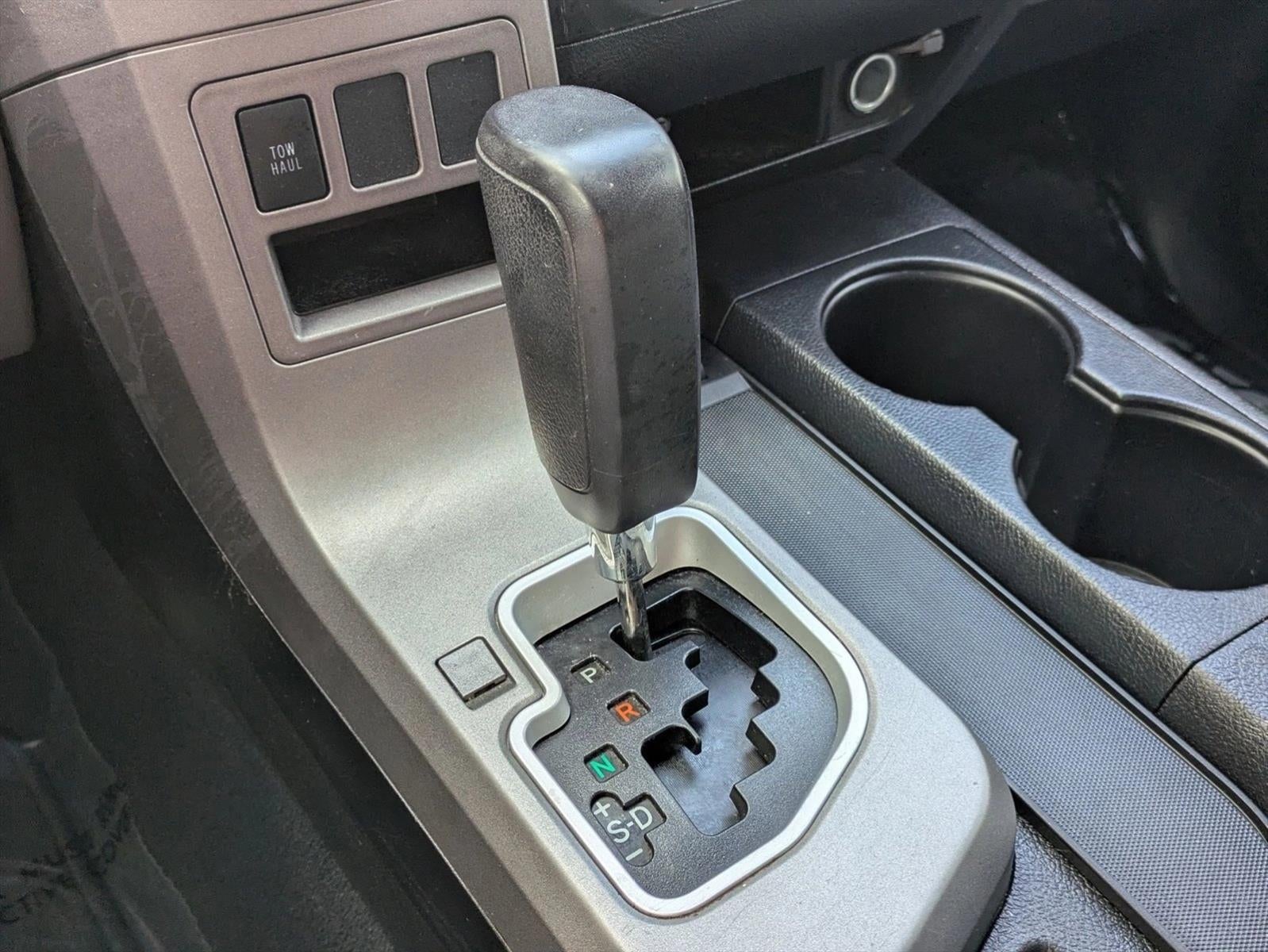 2013 Toyota Tundra 2WD Truck 2WD CrewMax Short Bed 4.6L (Natl)