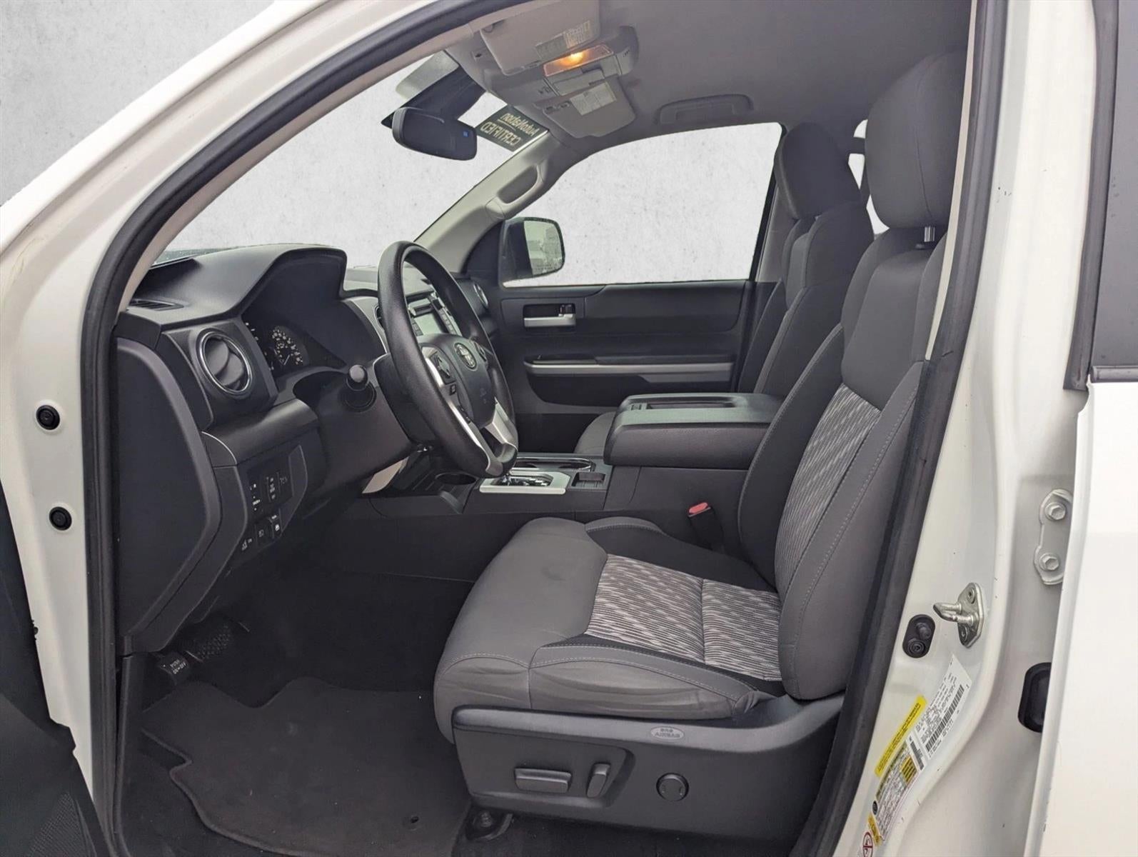 2018 Toyota Tundra 2WD 2WD SR5 CrewMax 5.5' Bed 5.7L (SE)