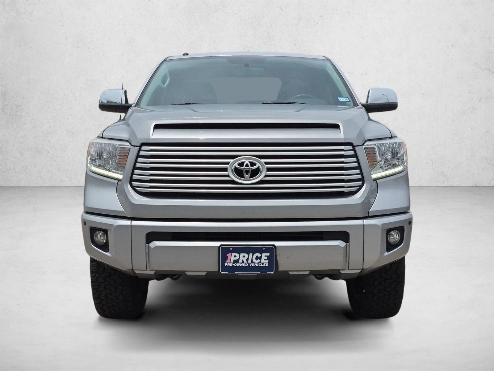 2017 Toyota Tundra 2WD 2WD Platinum CrewMax 5.5' Bed 5.7L FFV (SE)