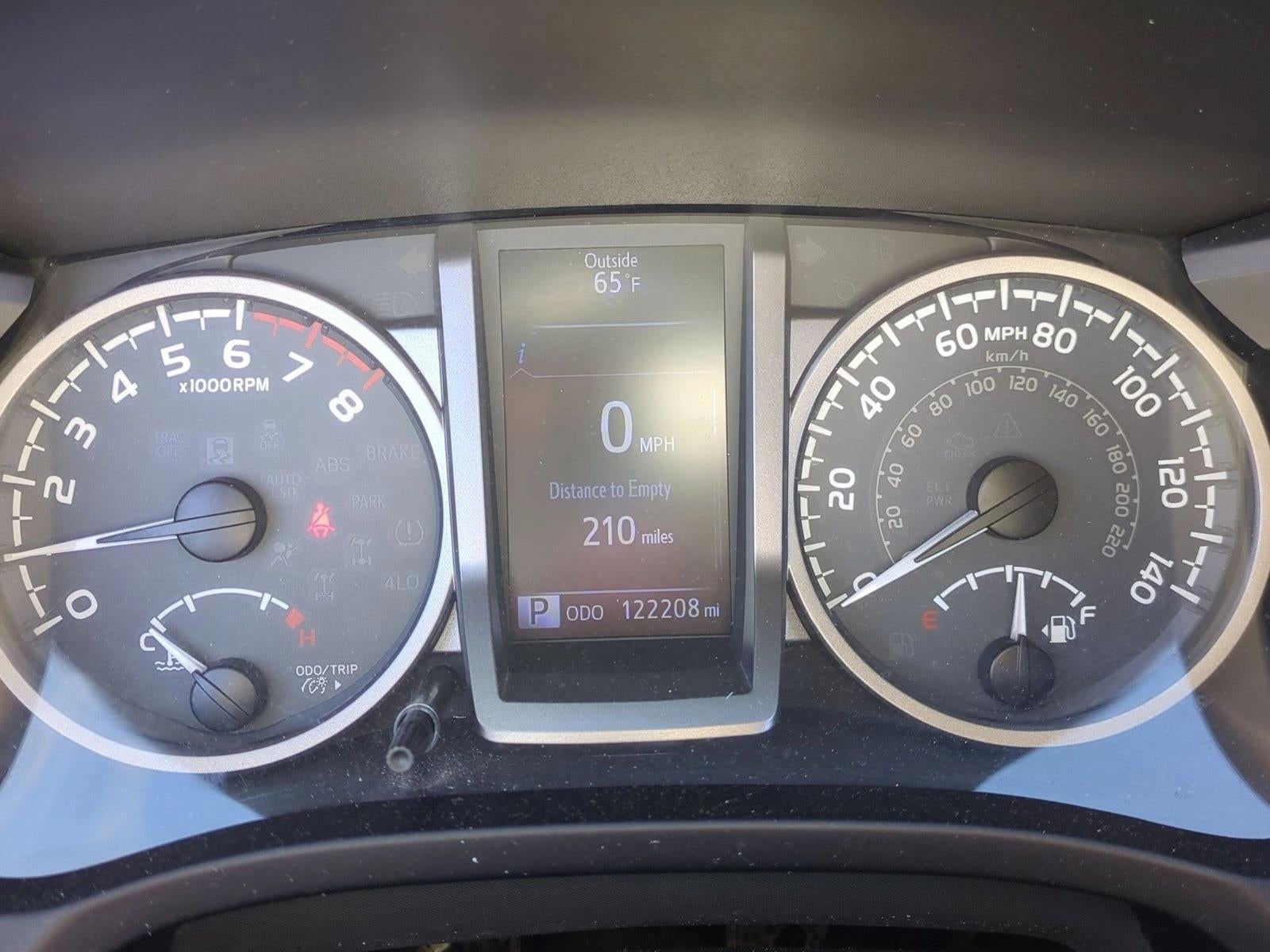 2017 Toyota Tacoma Limited Double Cab 5' Bed V6 4x4 AT (Natl)