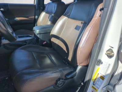 2017 Toyota Tacoma Limited Double Cab 5' Bed V6 4x4 AT (Natl)