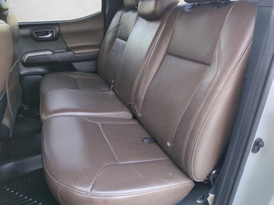 2017 Toyota Tacoma Limited Double Cab 5' Bed V6 4x4 AT (Natl)