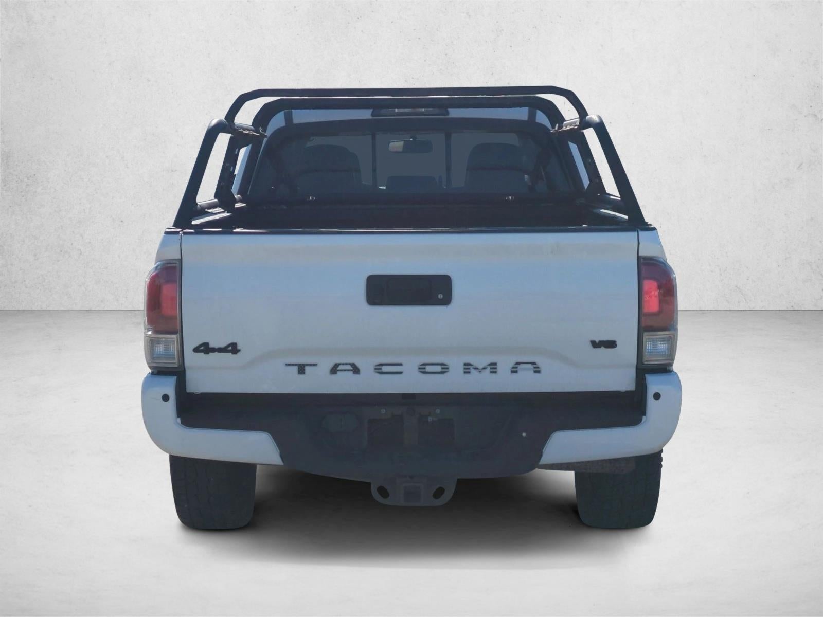 2017 Toyota Tacoma Limited Double Cab 5' Bed V6 4x4 AT (Natl)