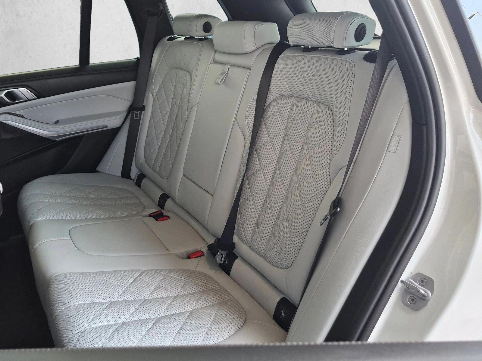2024 BMW X5 sDrive40i Sports Activity Vehicle