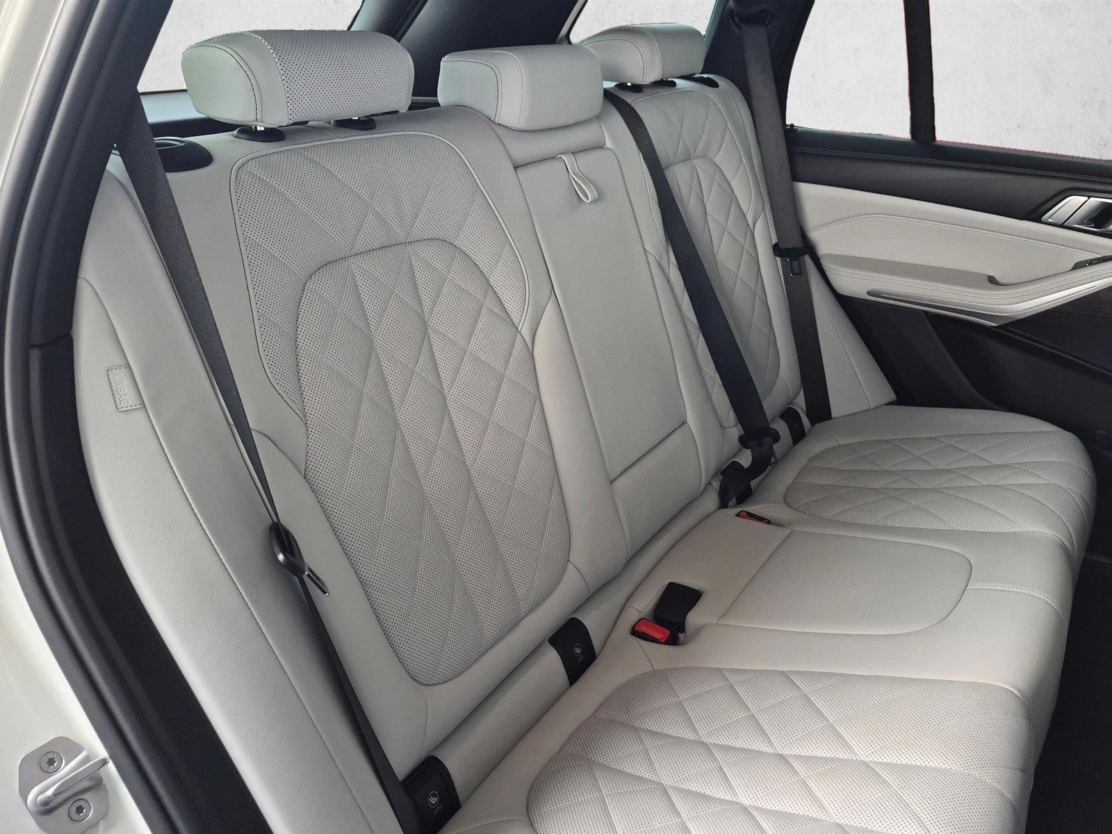 2024 BMW X5 sDrive40i Sports Activity Vehicle