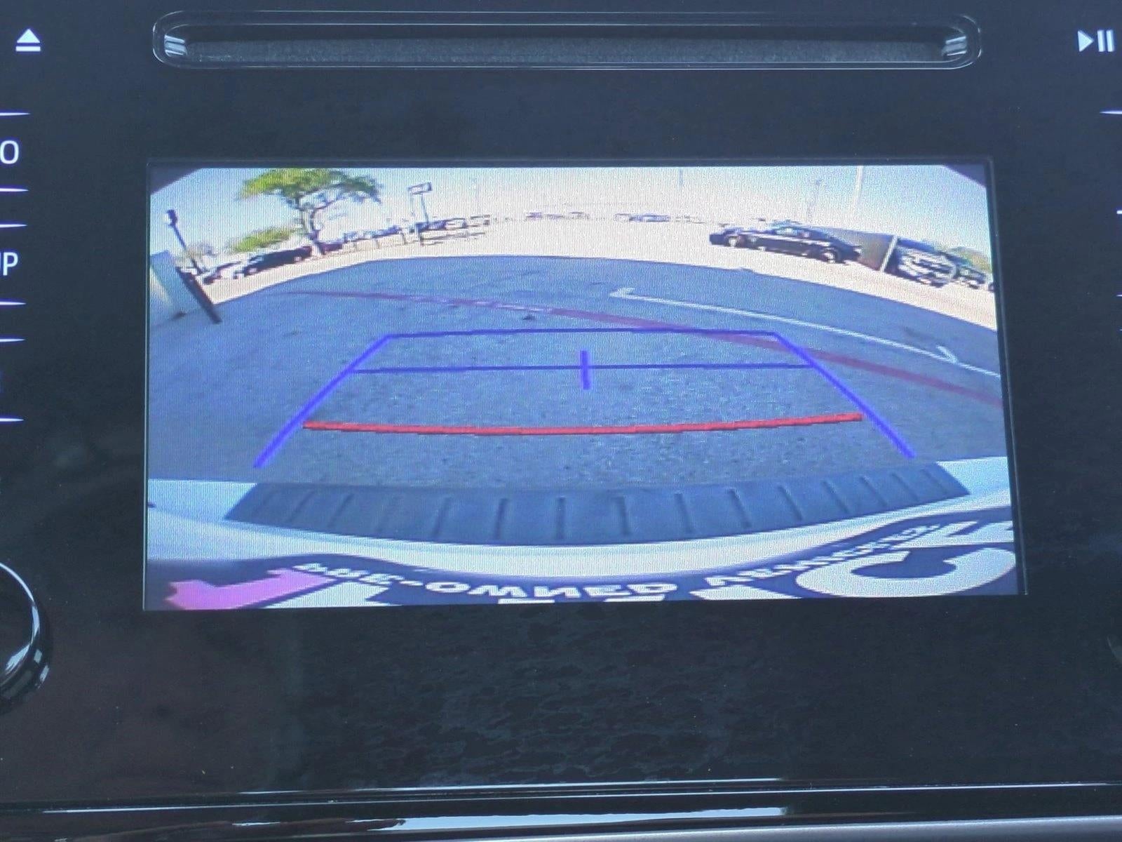 2017 Toyota Corolla SE CVT (Natl)