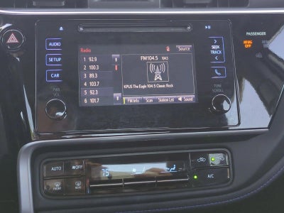 2017 Toyota Corolla SE CVT (Natl)