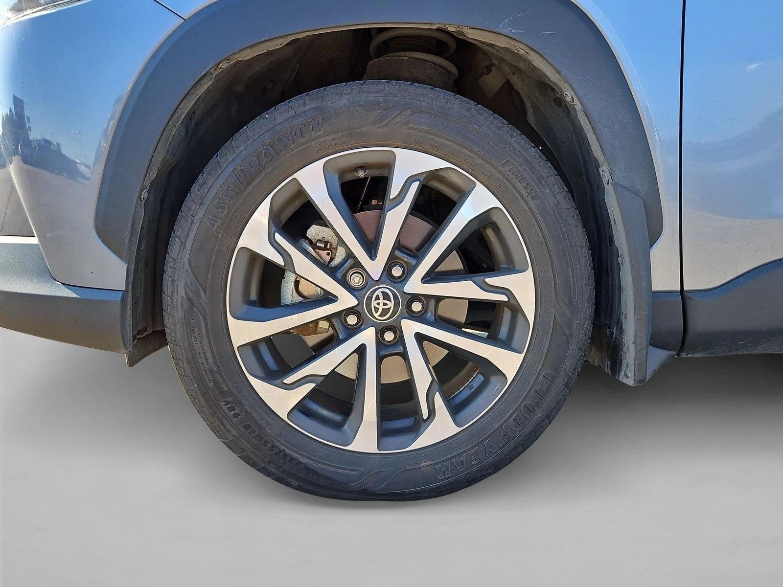 2024 Toyota Corolla Cross XLE 2WD (Natl)