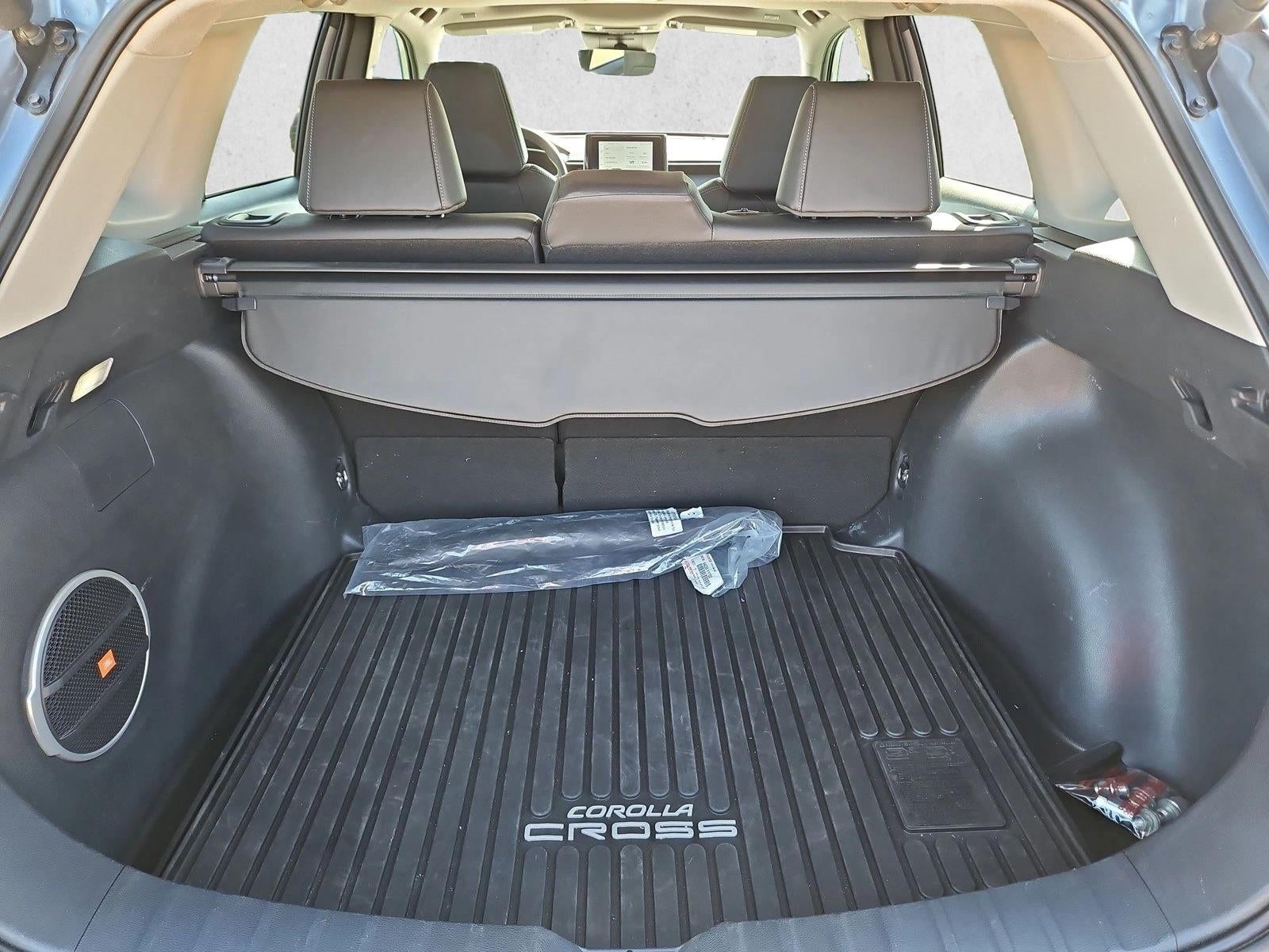2024 Toyota Corolla Cross XLE 2WD (Natl)