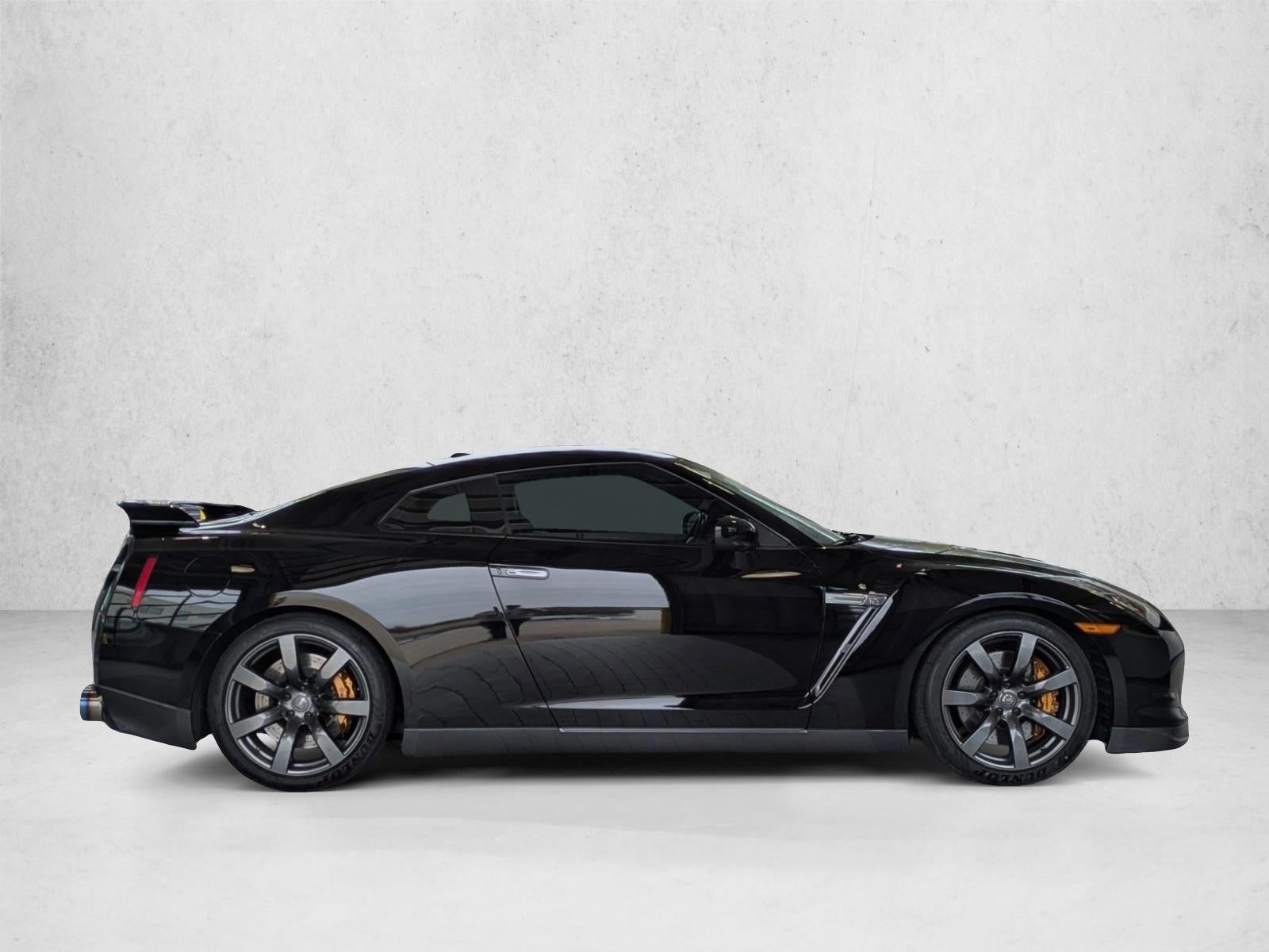 2009 Nissan GT-R 2dr Cpe Premium