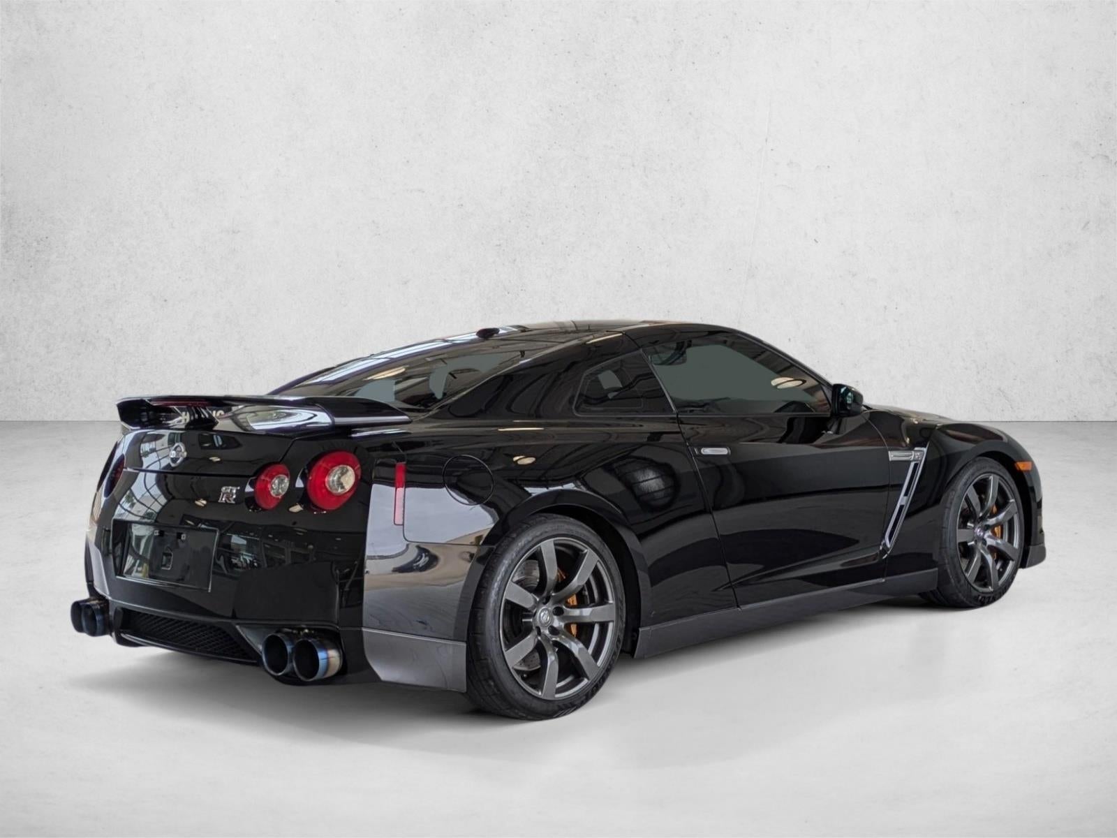 2009 Nissan GT-R 2dr Cpe Premium