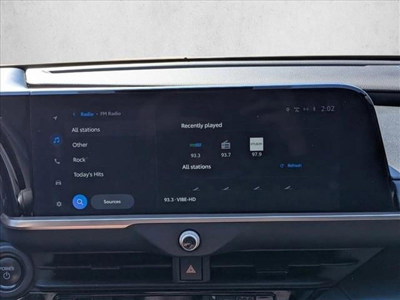 2023 Toyota Crown XLE AWD (Natl)