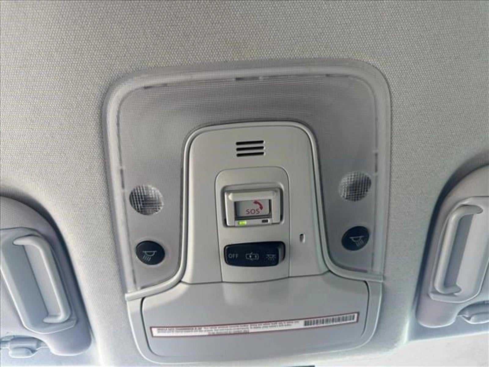 2021 Toyota Prius LE (Natl)