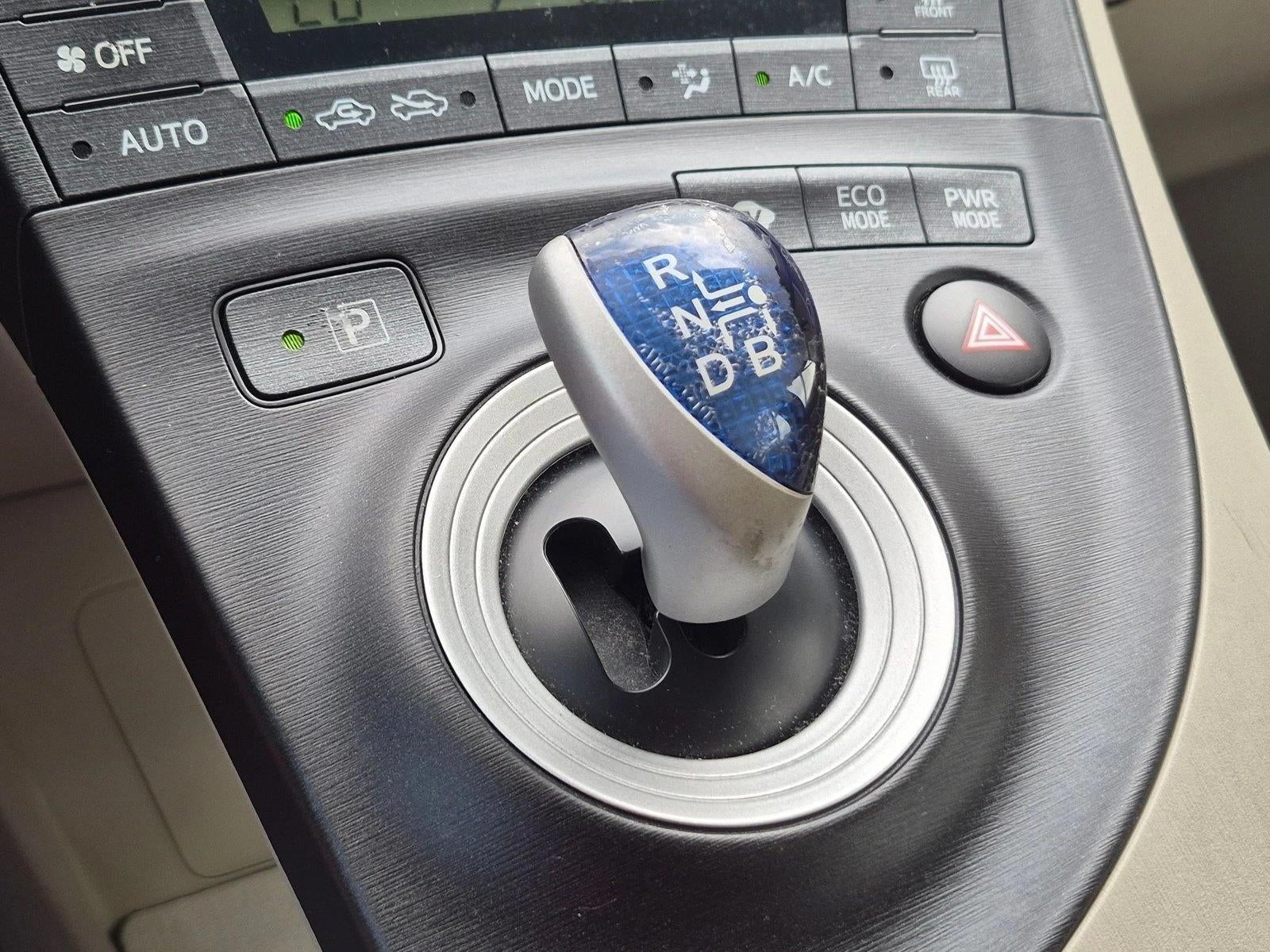 2010 Toyota Prius 5dr HB III (Natl)