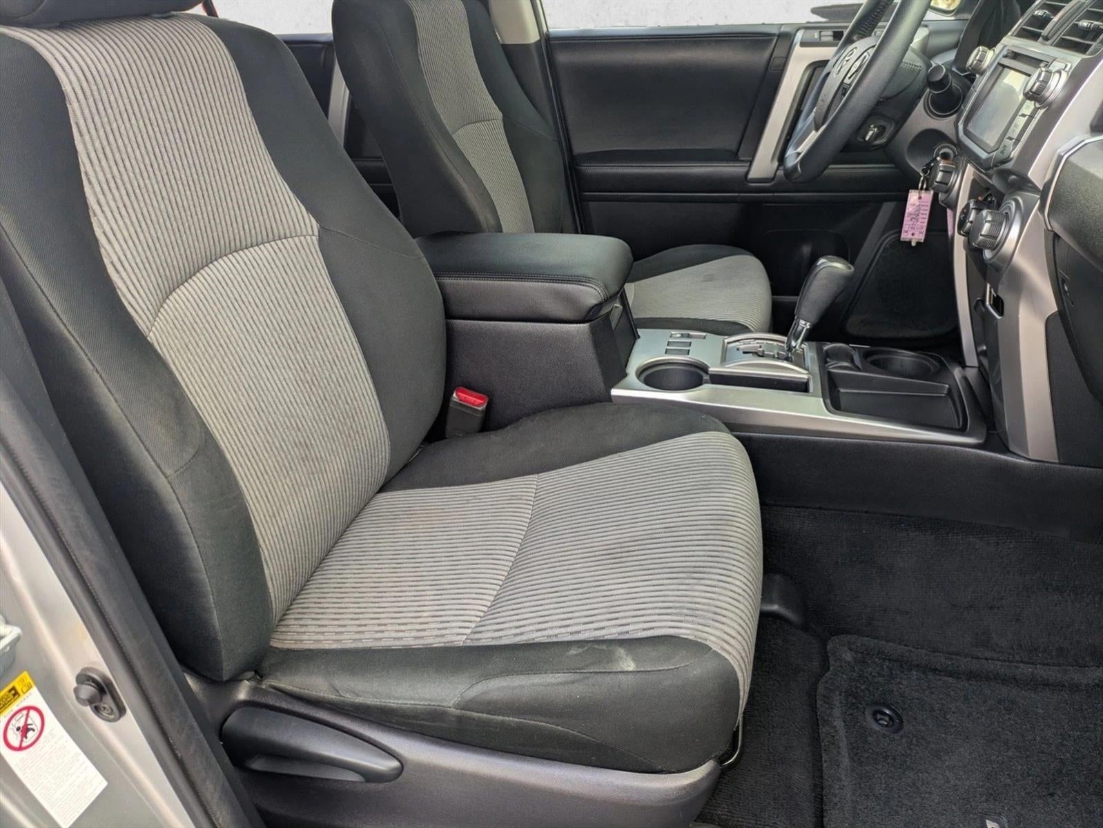 2017 Toyota 4Runner SR5 2WD (Natl)