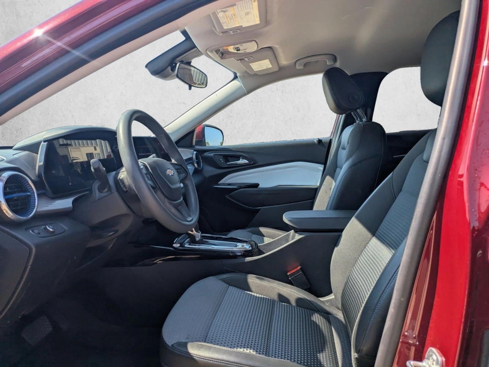2025 Chevrolet Trax FWD 4dr LT