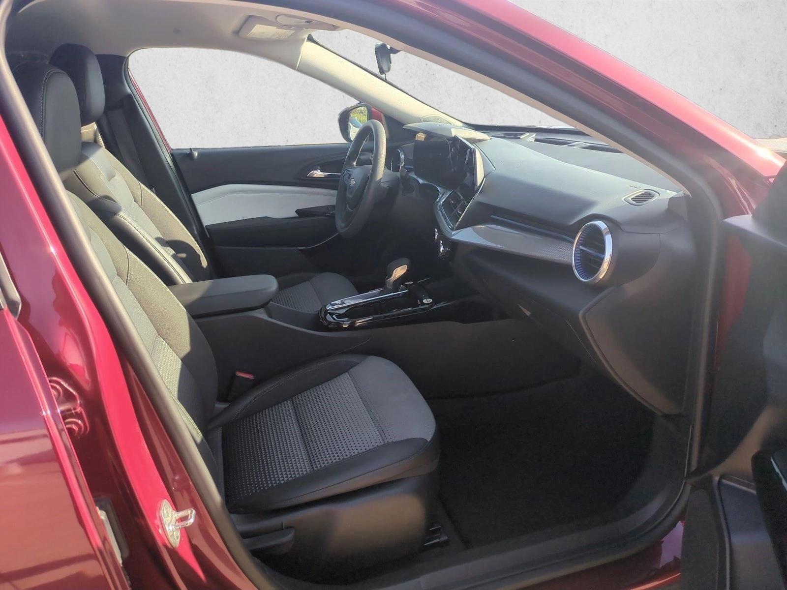 2025 Chevrolet Trax FWD 4dr LT