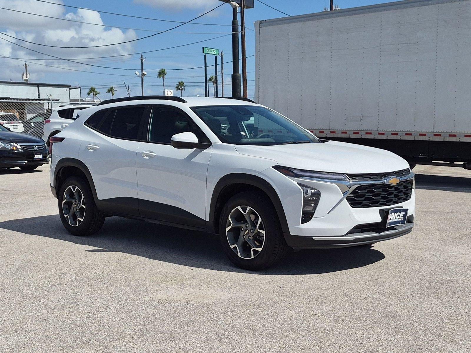 2025 Chevrolet Trax FWD 4dr LT