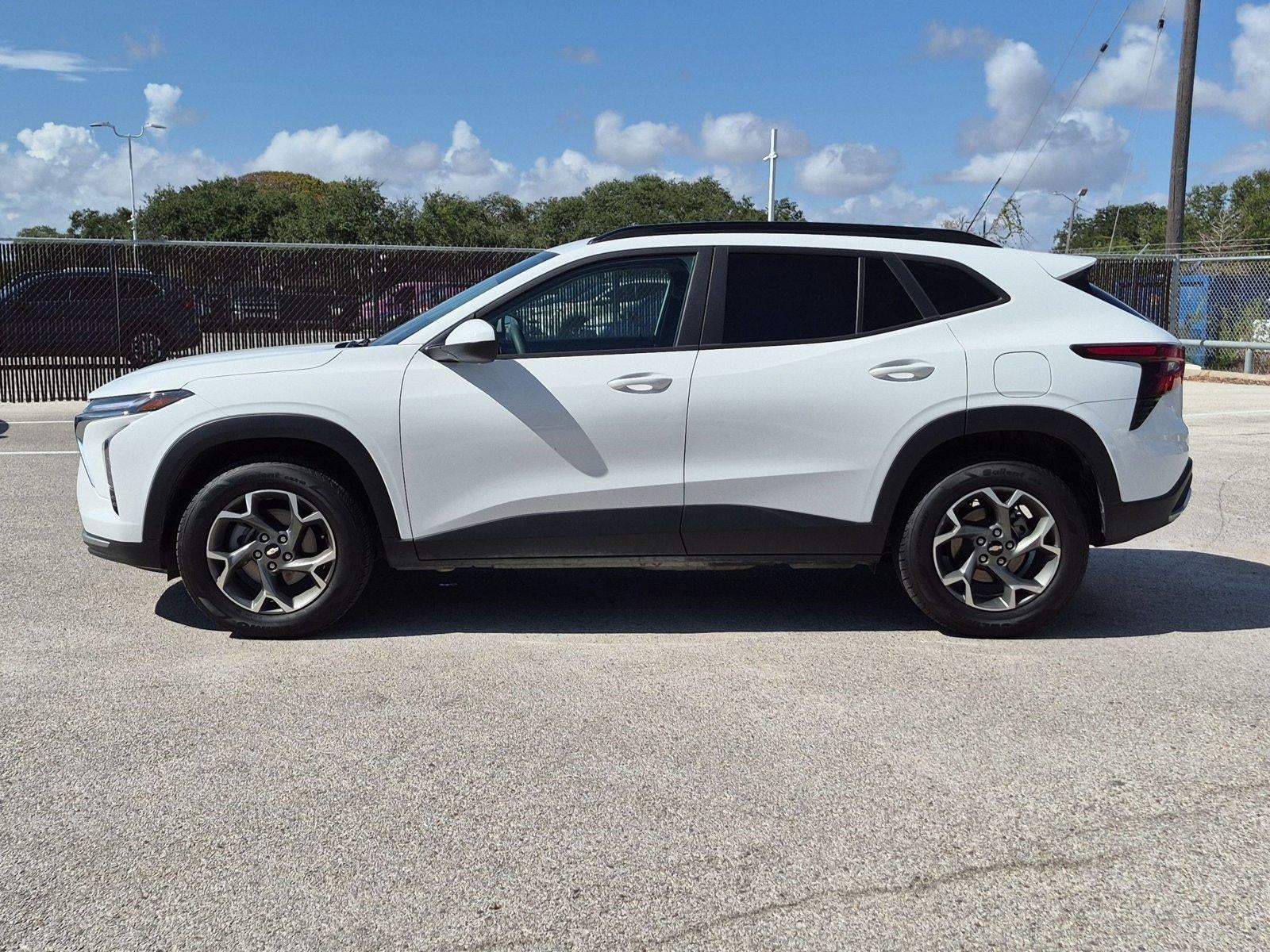 2025 Chevrolet Trax FWD 4dr LT