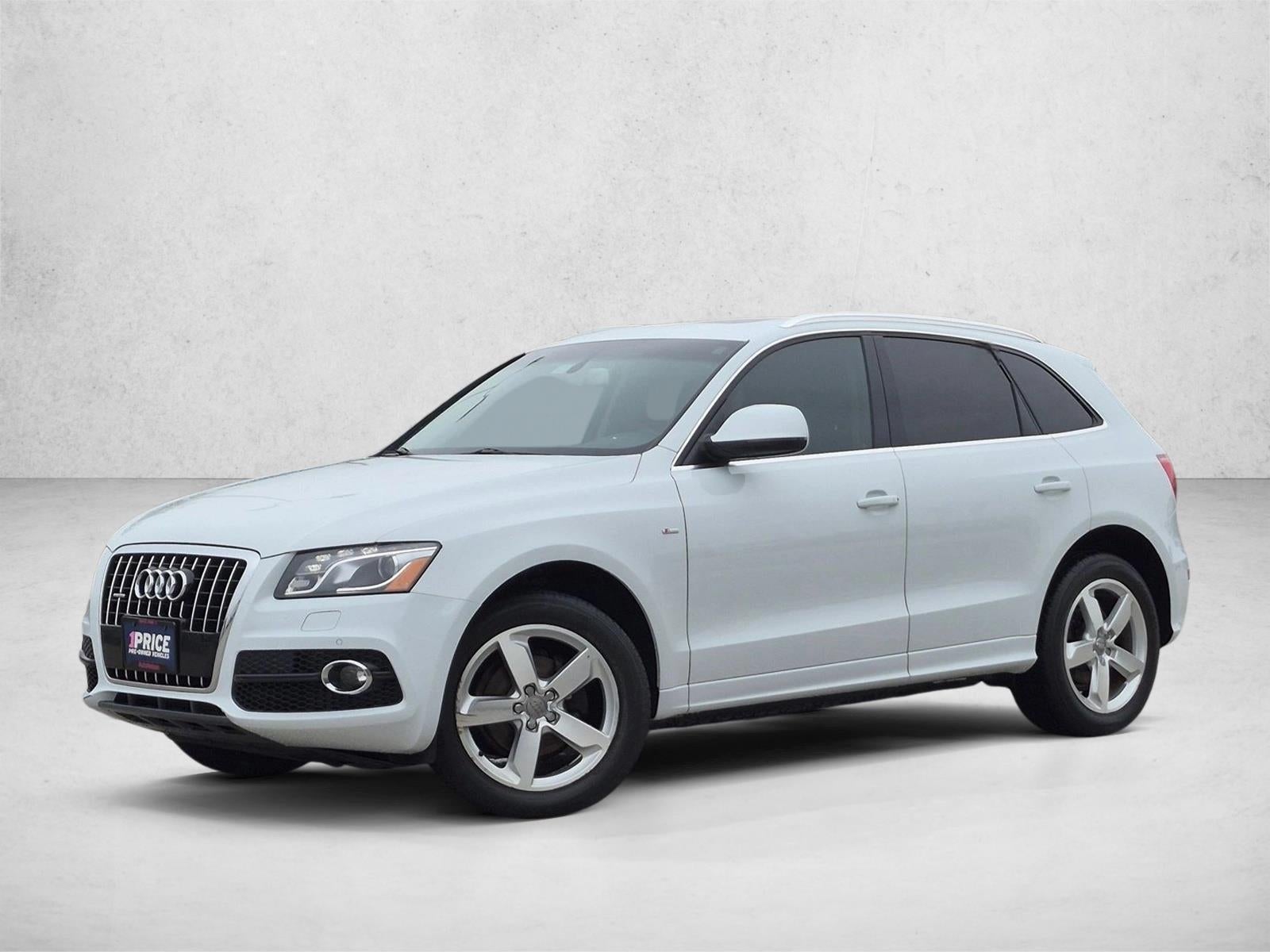 2012 Audi Q5 quattro 4dr 3.2L Prestige