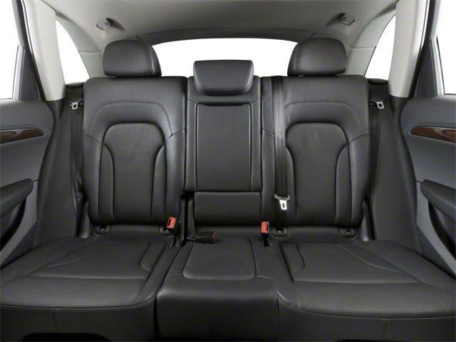 2012 Audi Q5 quattro 4dr 3.2L Prestige