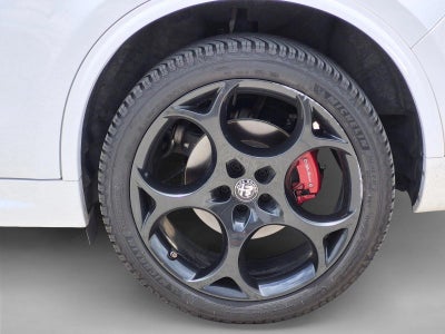 2022 Alfa Romeo Stelvio Veloce AWD