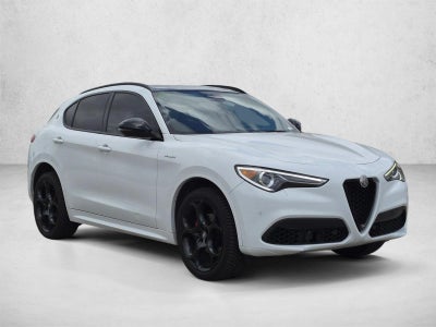 2022 Alfa Romeo Stelvio Veloce AWD