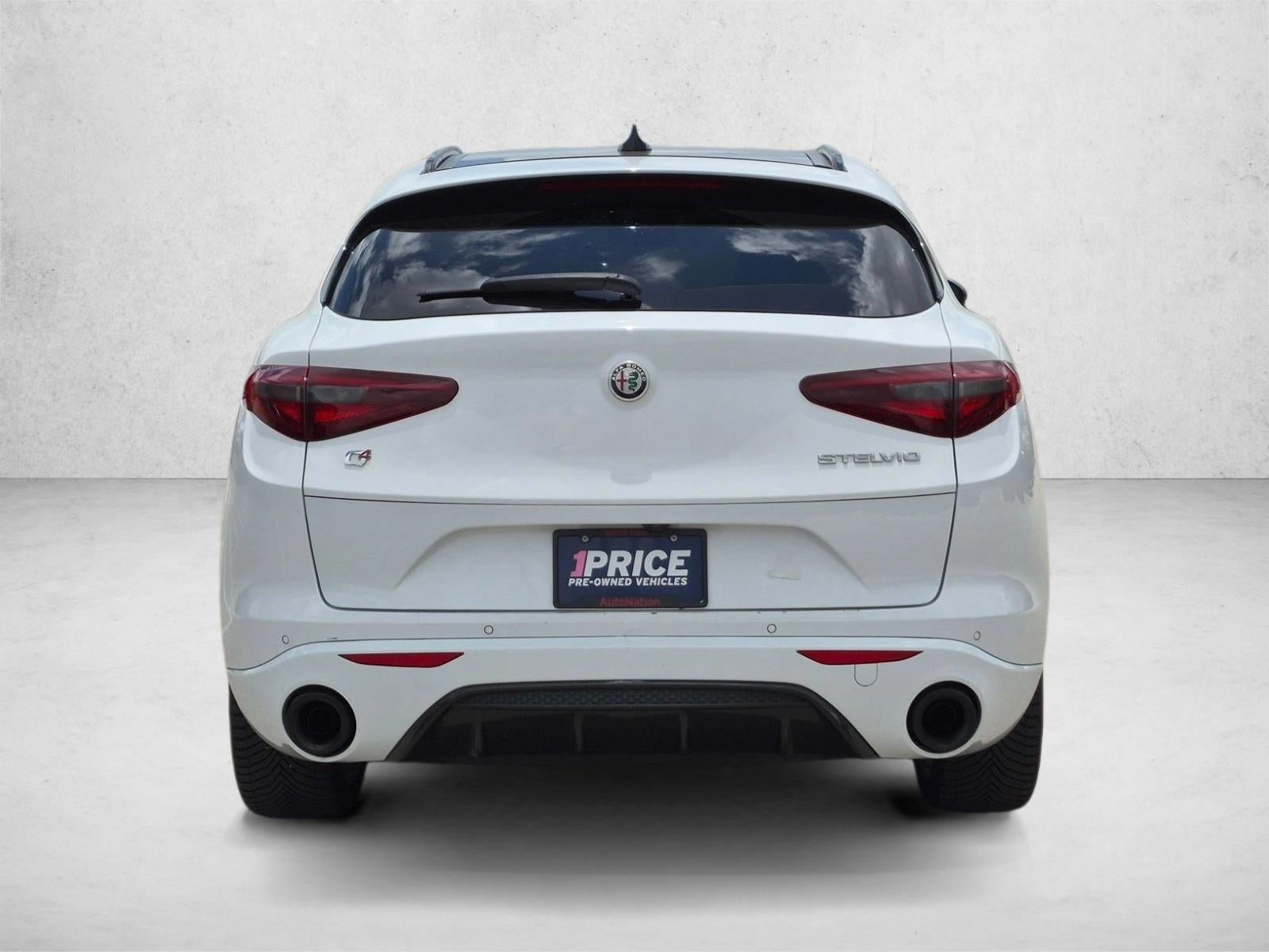 2022 Alfa Romeo Stelvio Veloce AWD