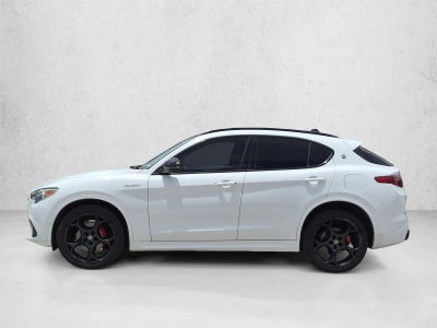 2022 Alfa Romeo Stelvio Veloce AWD